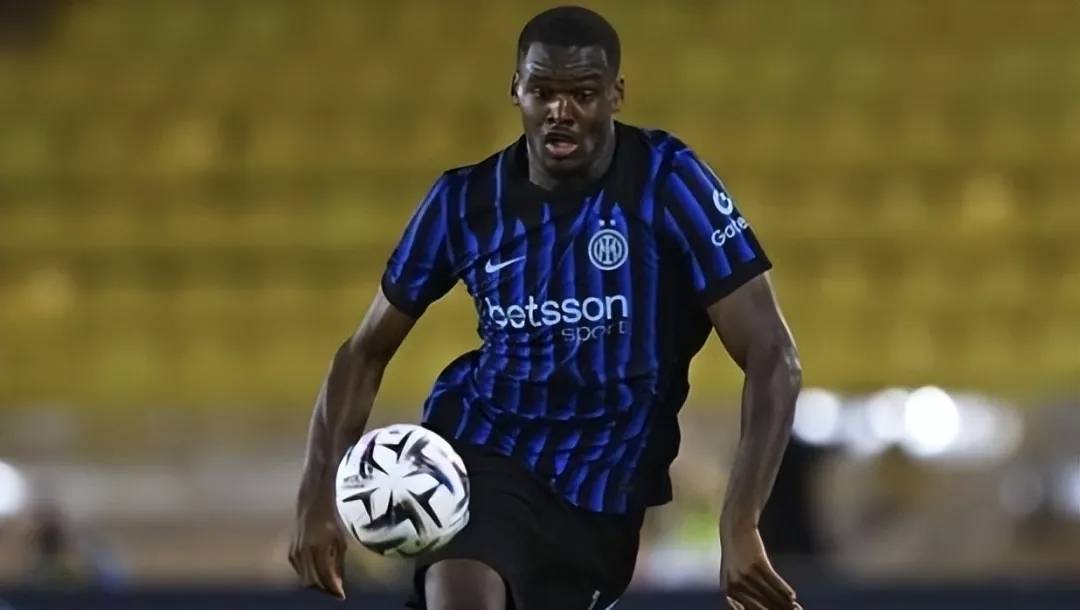 疯了！1.3亿欧转会豪赌+8轮5胜，阿森纳真能终结19年冠军荒？