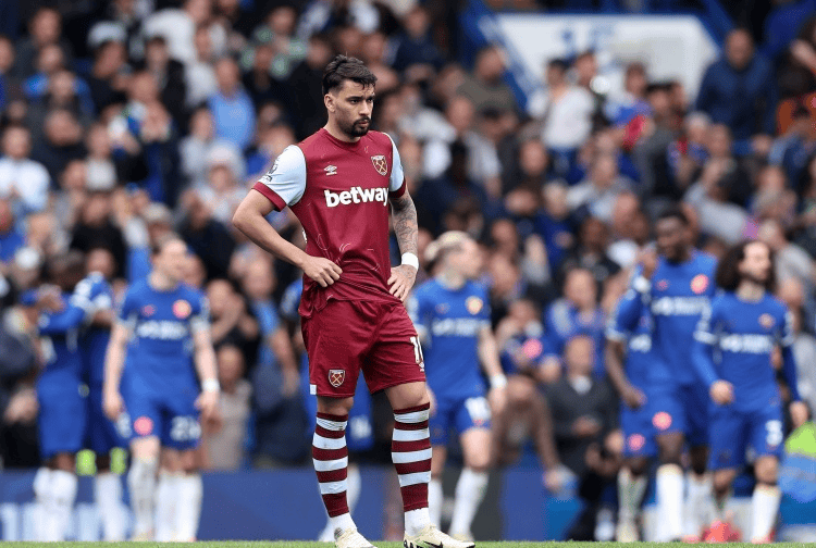 罗马诺权威辟谣：曼联无意引进帕奎塔，冬窗转会市场风向解析